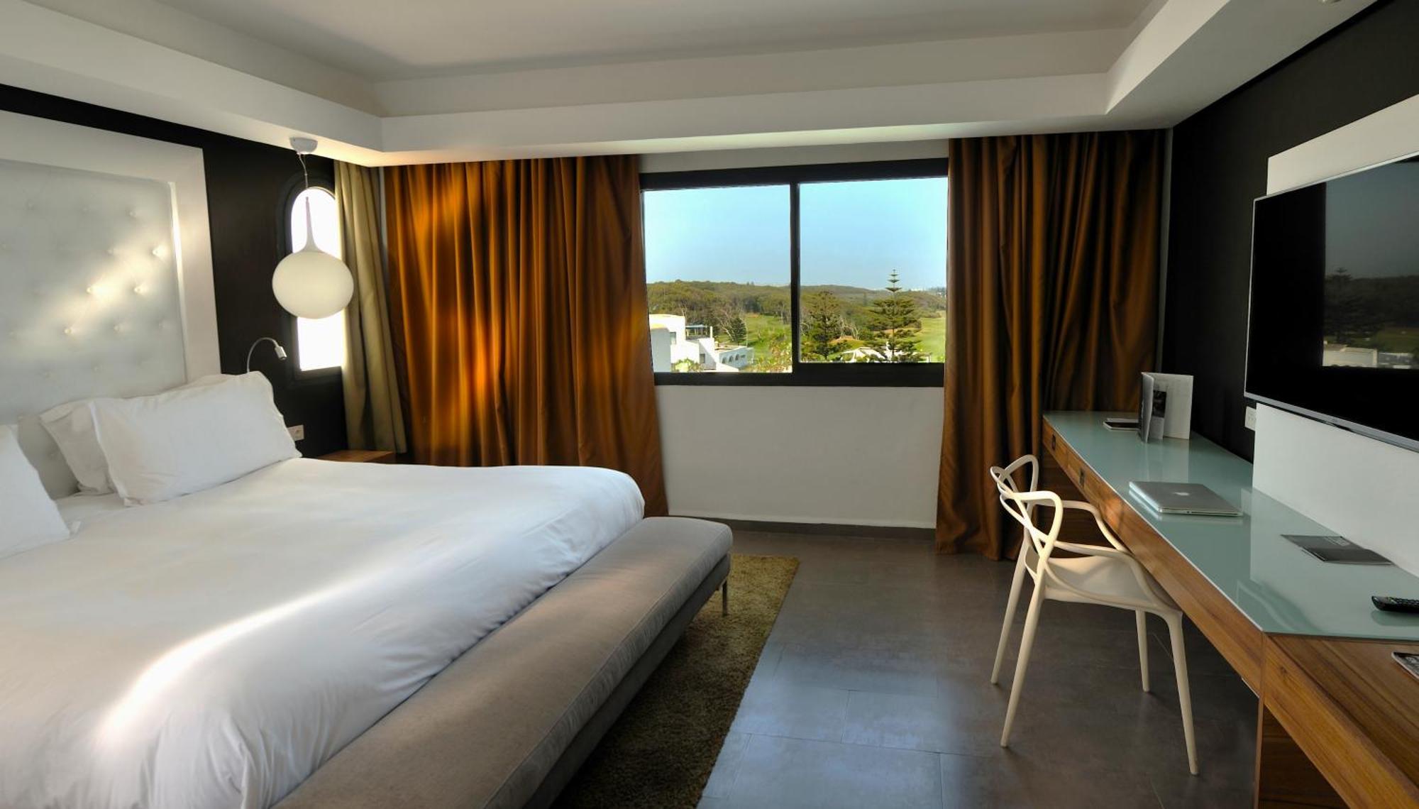 Pullman Mazagan Royal Golf & Spa El Jadida Exteriör bild A room at the hotel